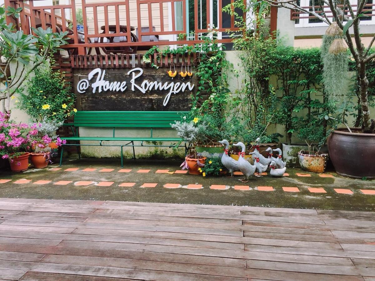 Romyen Cafe' Homestay Phra Nakhon Si Ayutthaya Buitenkant foto